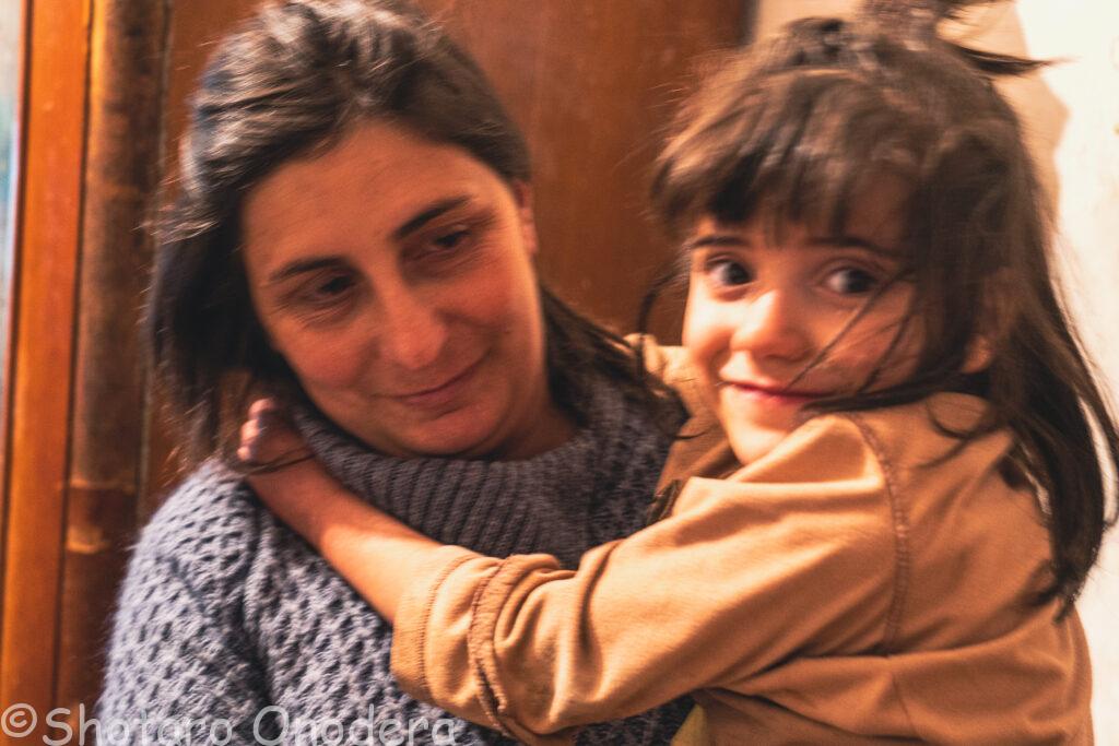 戦争で正気を失った女性 アルメニア